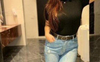 8447389422 ★Call Girls In Delhi Sarojini Nagar✔️