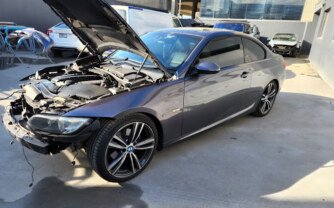 How to Assess the Value of Your Damaged Car for Cash Offers
