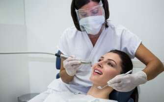 Female Dentist in Jaipur – Compassionate Care for All Ages